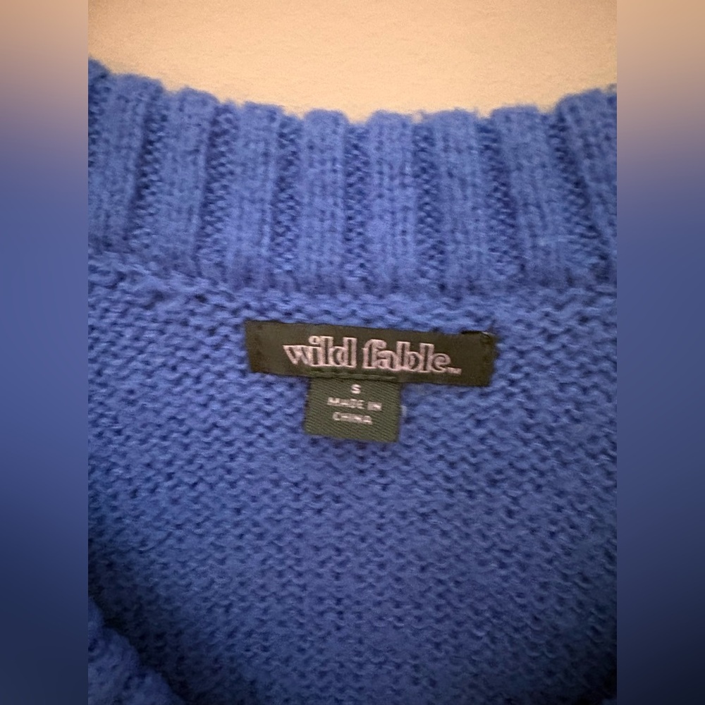 Wild Fable Pink and Blue V-Neck Sweaters Bundle size Small - Picture 8 of 9